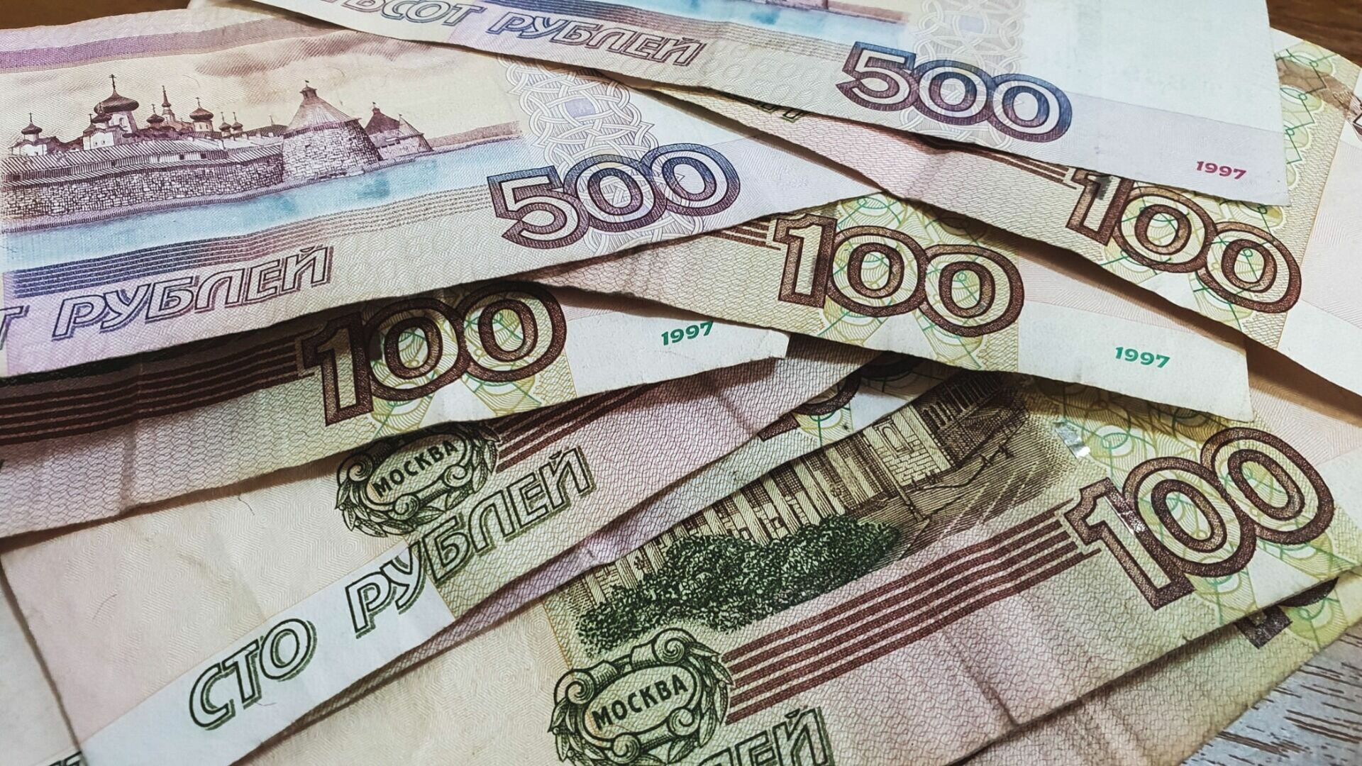 В Белгородской области планируют увеличить размер 17 социальных выплат