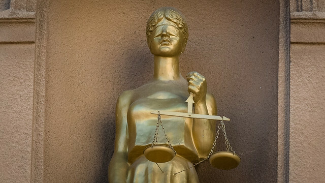 Жительницу Губкина накажут за обвинение судьи во взяточничестве