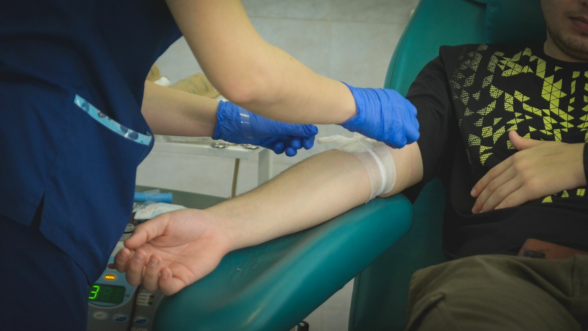 Глава белгородского минздрава Иконников опроверг фейк о дефиците донорской крови 