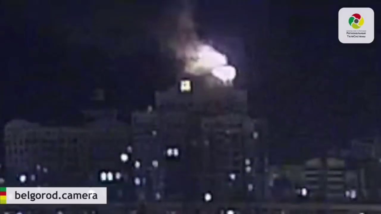Ночной пожар в центре Белгорода попал на камеры видеонаблюдения