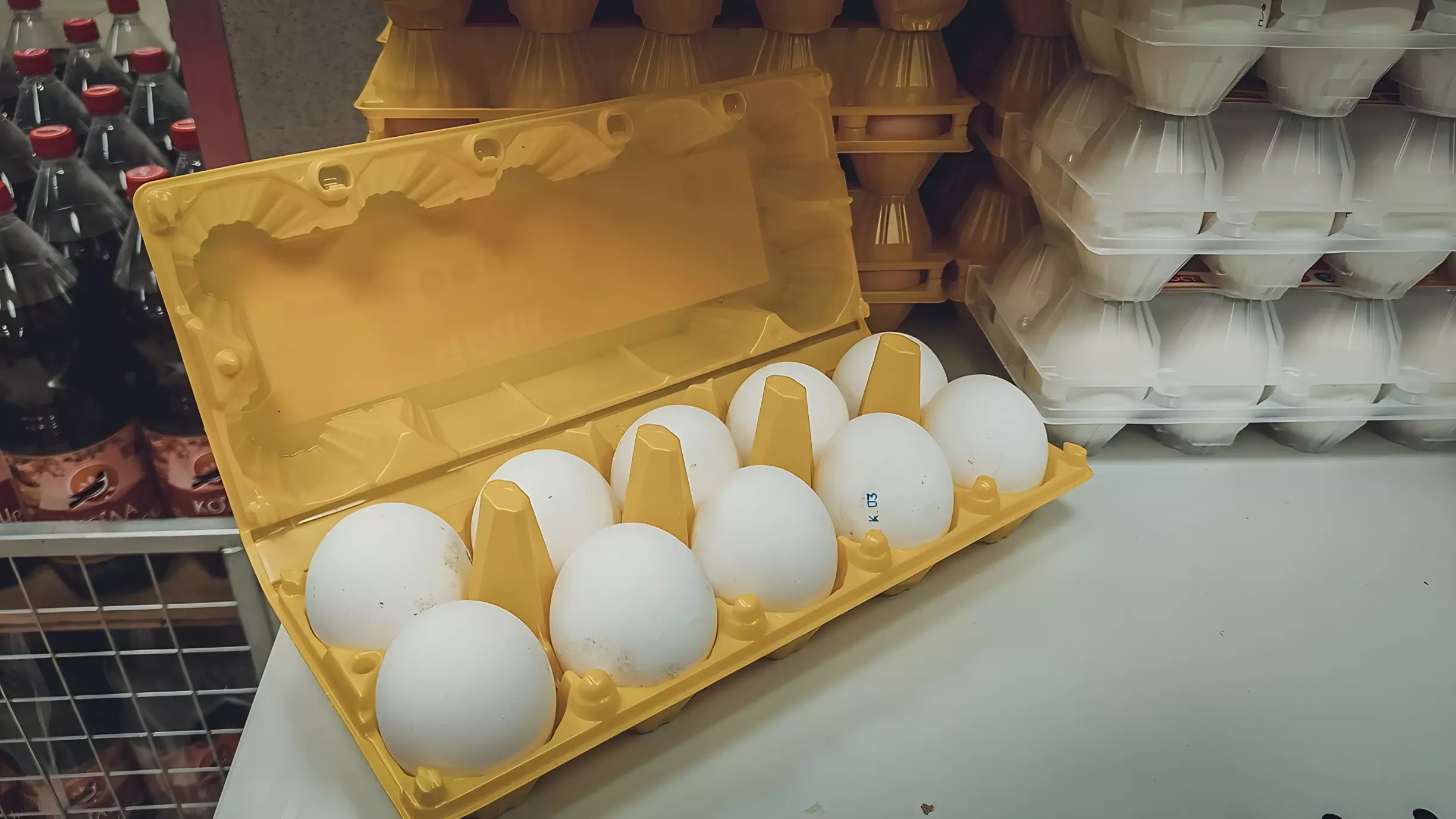 В Белгородской области нет проблем с поставками куриных яиц в учреждения