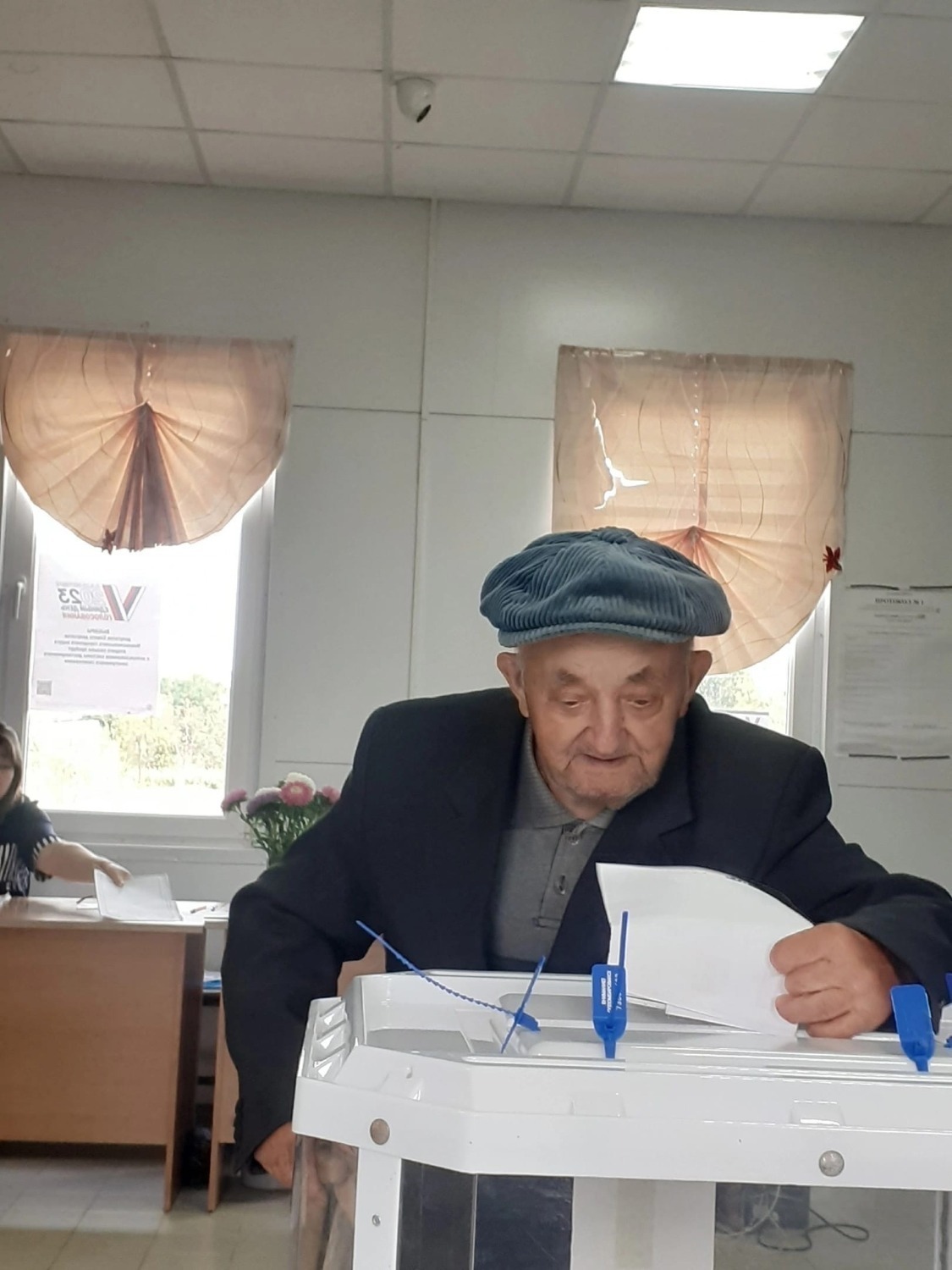 Самый пожилой житель Нового Оскола на выборах