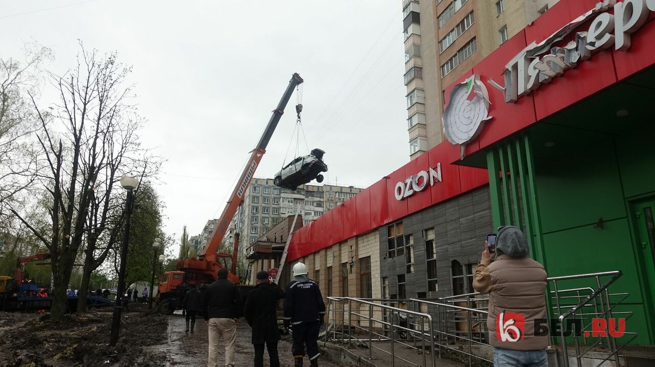 Что происходит на местах взрывов в Белгороде — Новости Белгорода и области  - Бел.ру