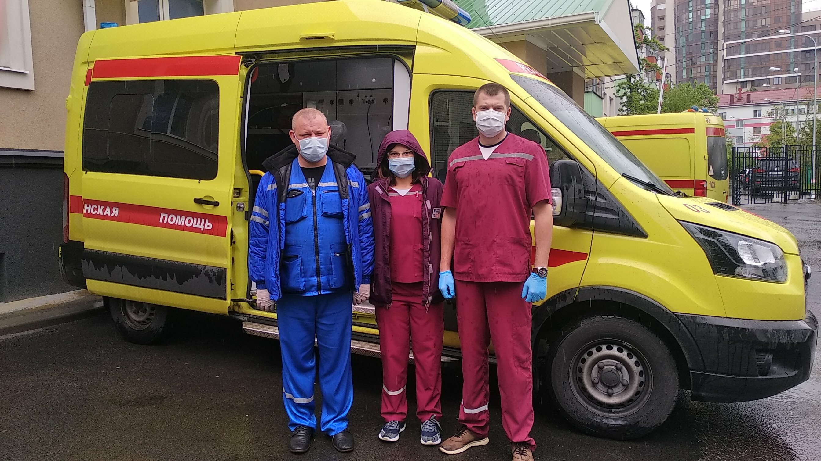 Закрытые двери и дома без адреса: как работают врачи скорой помощи в Белгороде