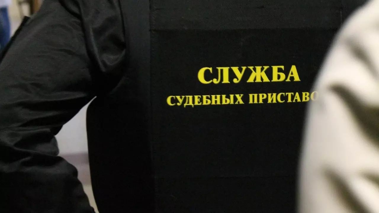 Судебные приставы забрали машину воюющего в СВО белгородца за долги