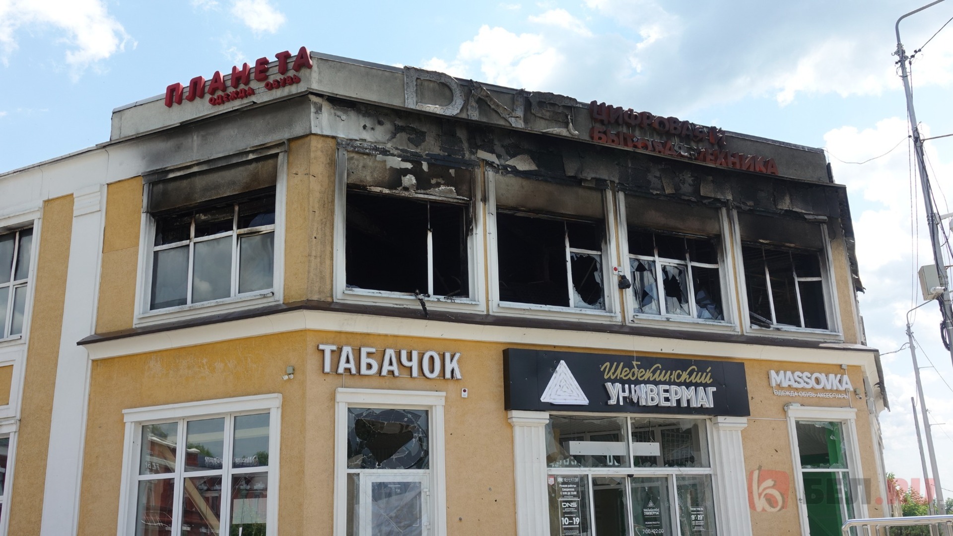 Аптеки и магазины в Шебекино возобновляют работу после обстрелов