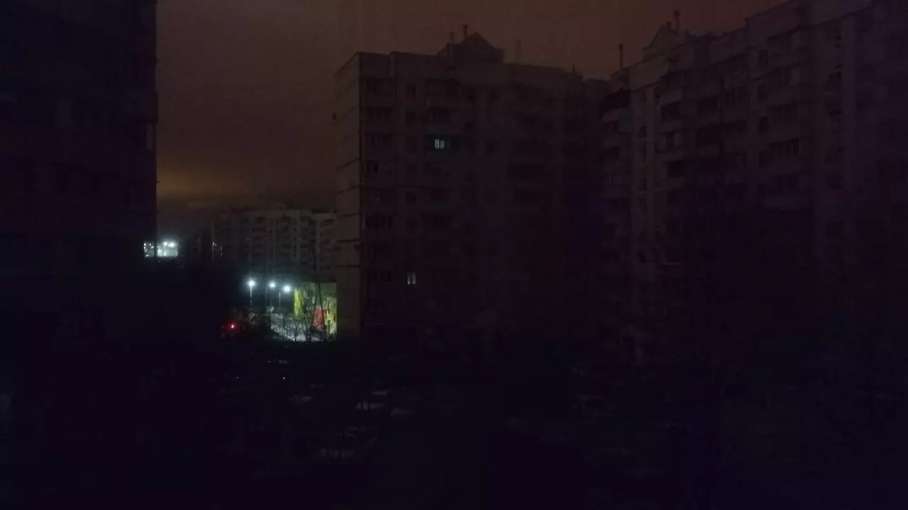 Стало известно, с чем связано частичное отключение света в Белгороде