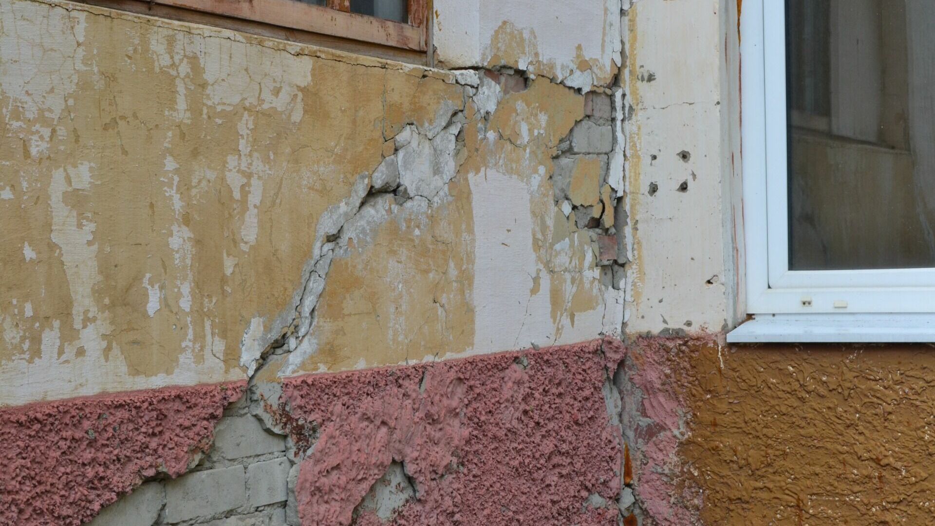 В аварийном доме на Свято-Троицком бульваре в Белгороде «самоисцелился» фундамент