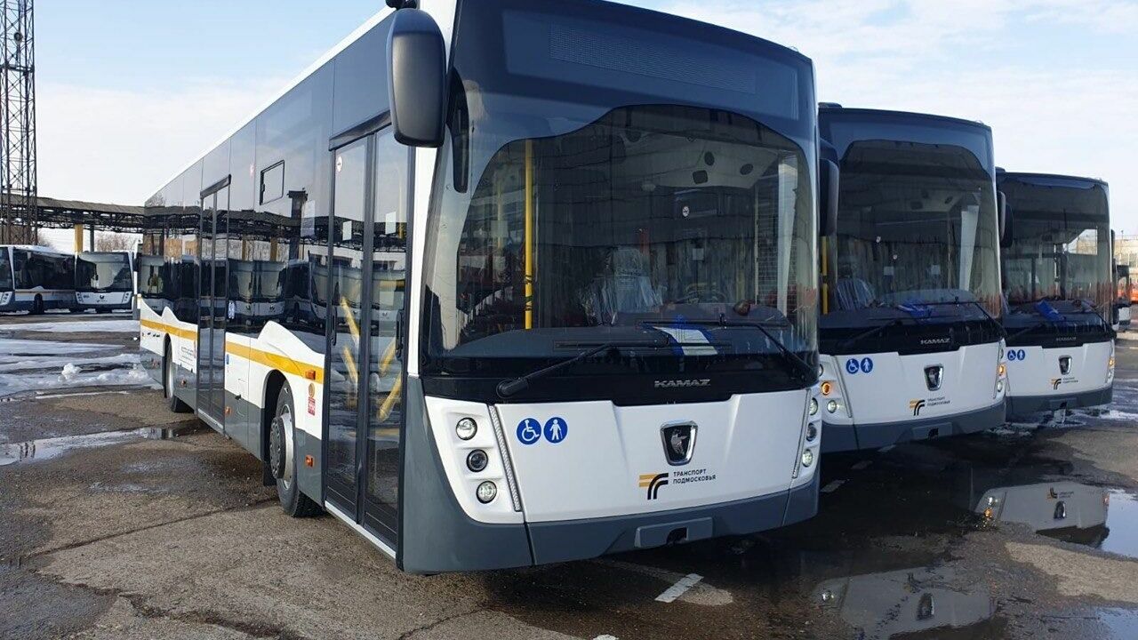 КАМАЗ поставляет более 400 городских и пригородных автобусов в Подмосковье