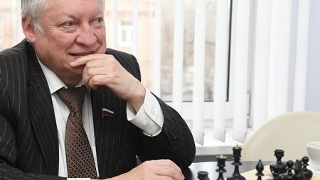 Чемпион мира по шахматам Карпов приедет в Белгород на открытый турнир