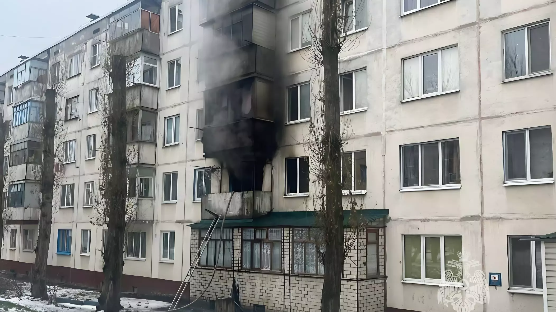 В Белгороде загорелась двухкомнатная квартира