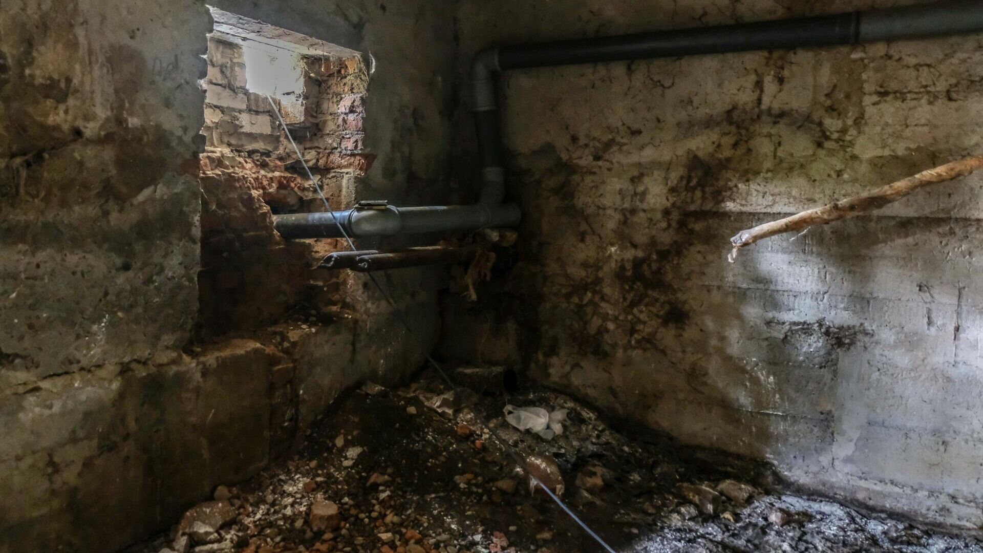 Почти 500 подвалов в многоэтажках Старого Оскола непригодны для укрытия от обстрелов