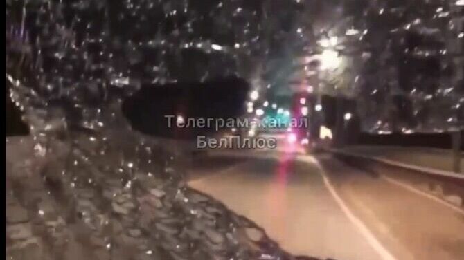 В Новом Осколе после зарева в небе осколок разбил лобовое стекло авто