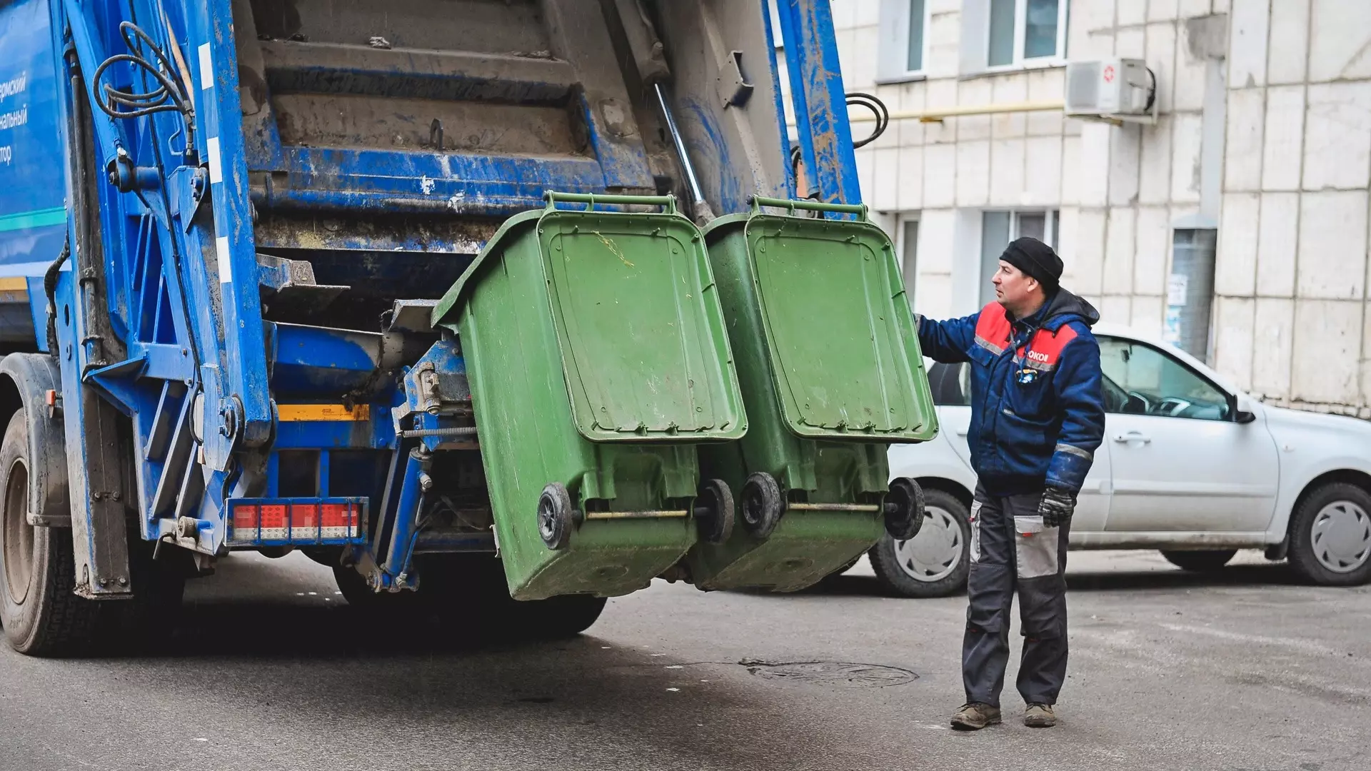 Для вывоза мусора в Губкине привлекут водителей из Курской и Воронежской областей