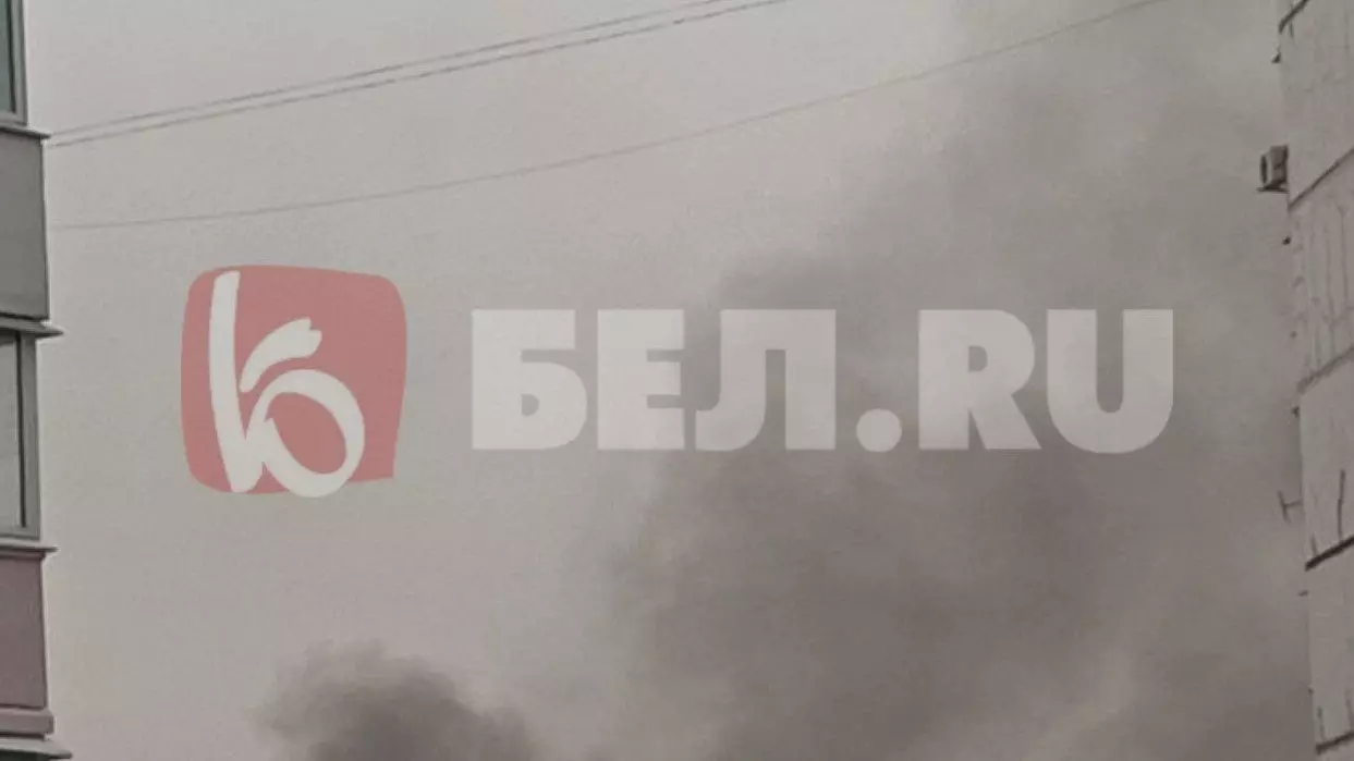 В Белгороде после взрывов объявили ракетную опасность