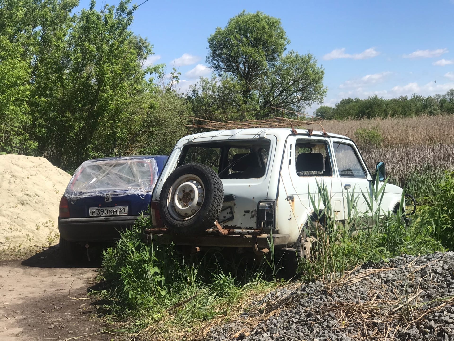 Как в Белгородской области восстанавливают машины после обстрелов: фоторепортаж