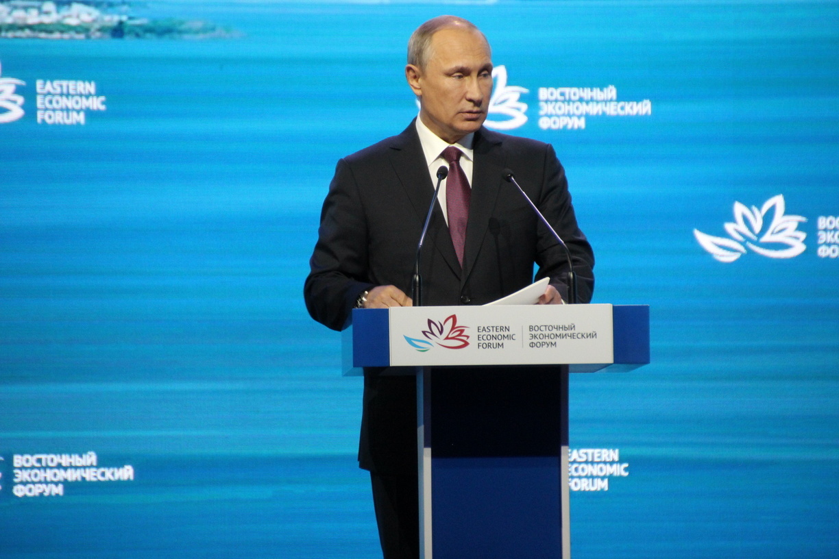 Путин перенёс выступление на экономическом форуме в Санкт-Петербурге из-за кибератак