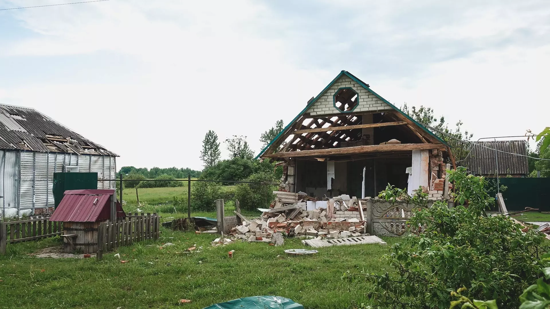 Гладков поручил восстановить дома в Грайворонском горокруге до 1 октября