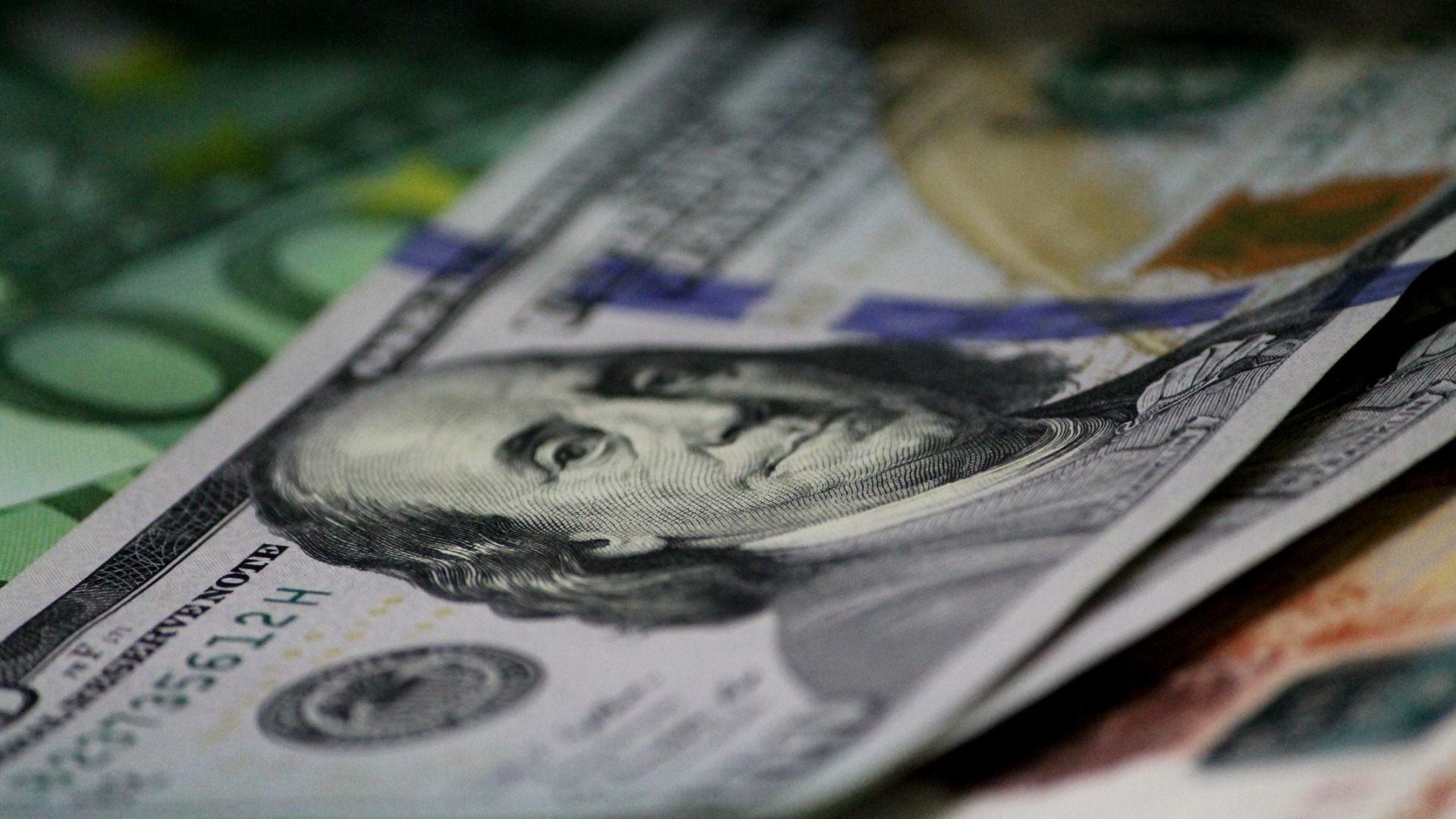 Курс доллара впервые с марта 2022 года превысил 88 рублей