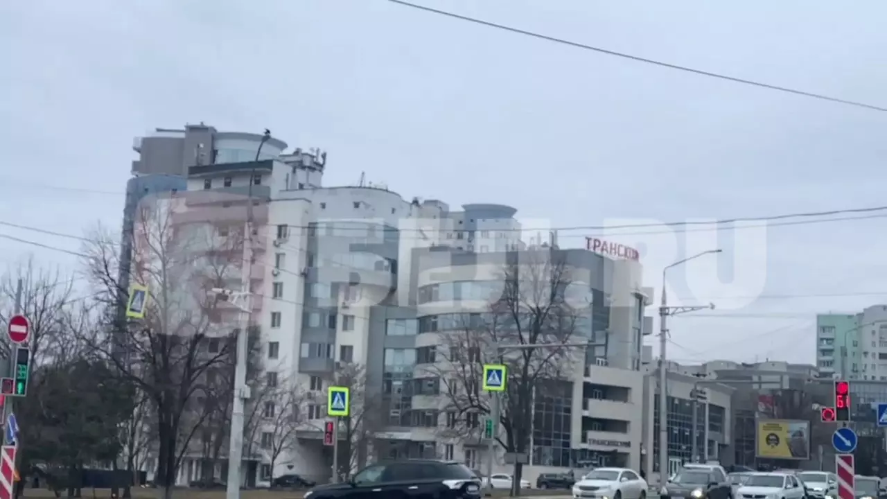 Информация о падении обломков на многоэтажку в Белгороде не подтвердилась