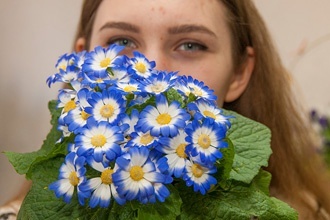 Областная выставка живых весенних цветов открылась в Белгороде