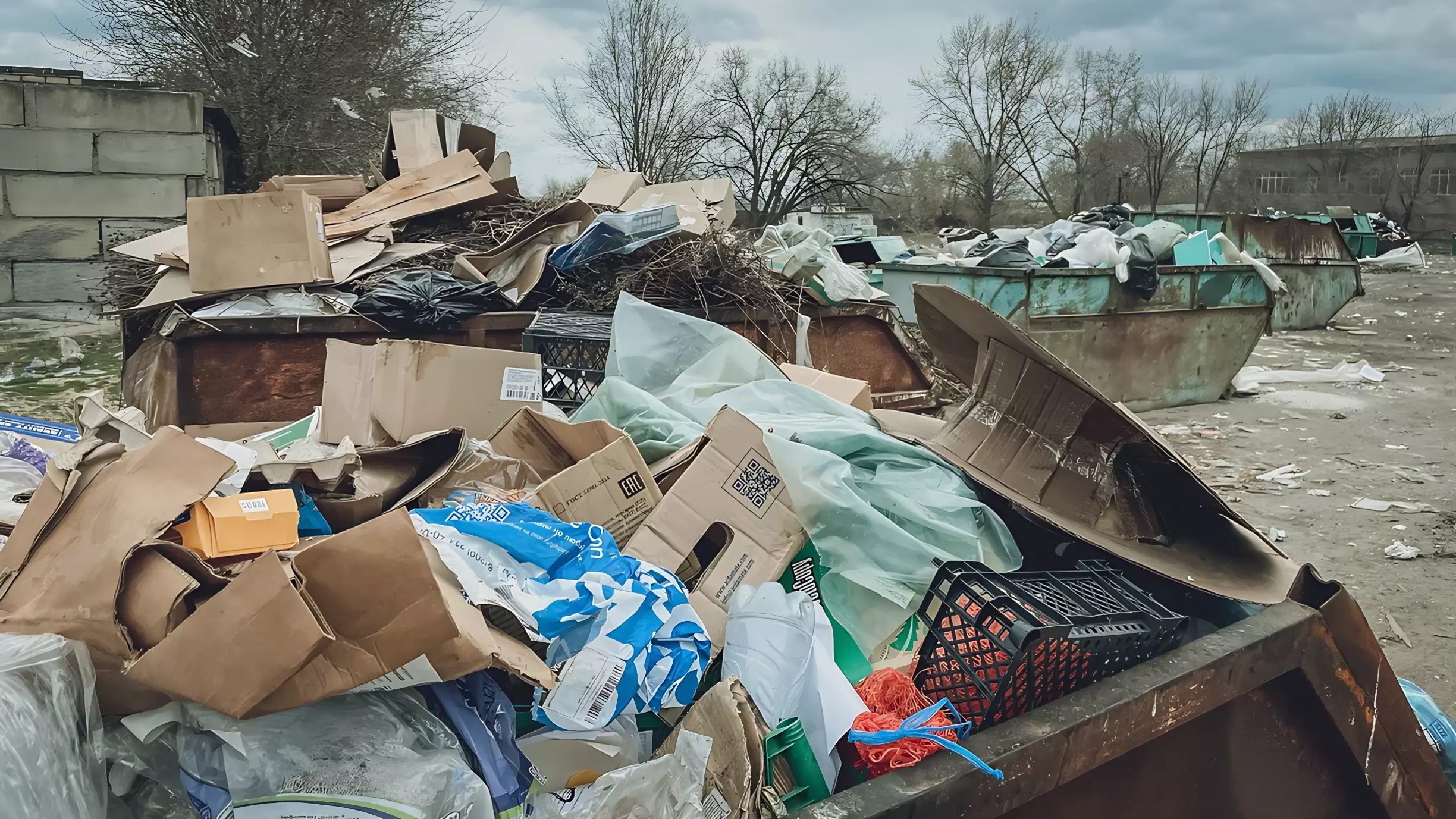 Из-за коллапса с вывозом мусора в Губкинском округе проведут служебное расследование