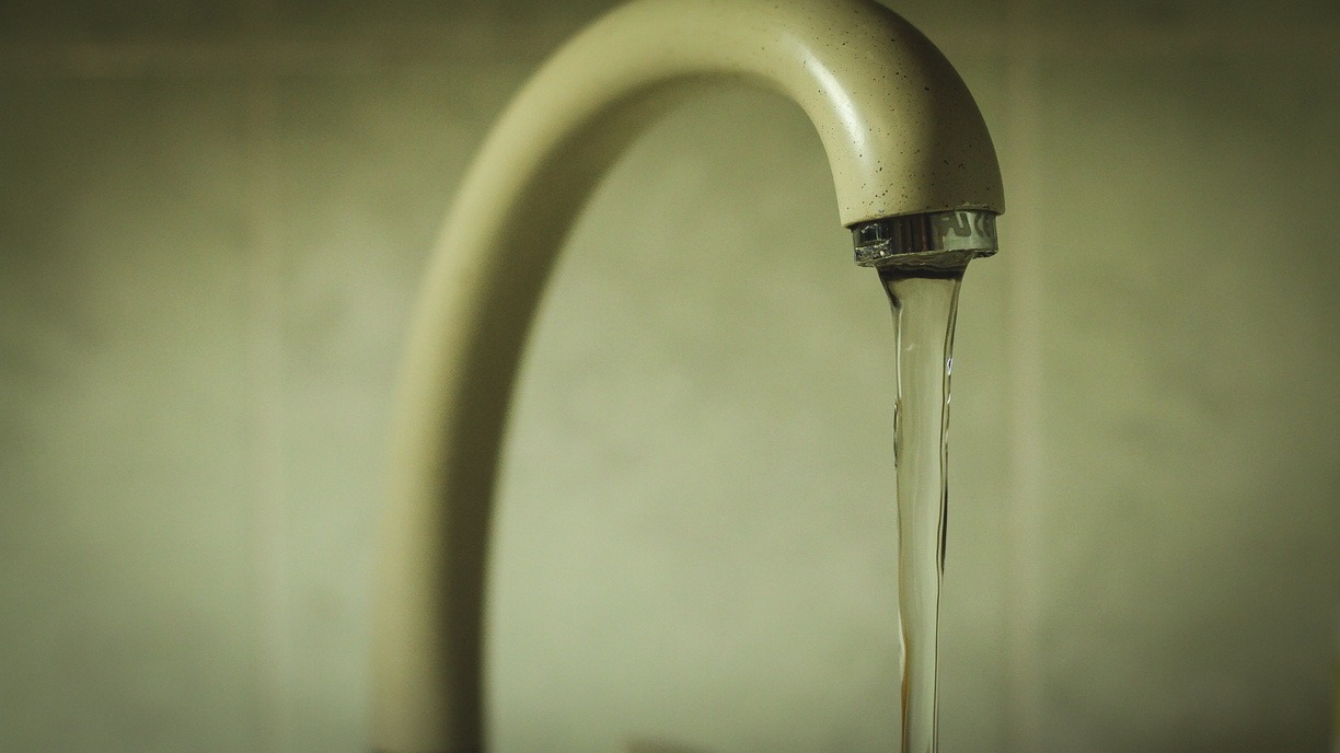 За два месяца белгородцы 876 раз пожаловались на плохое водоснабжение