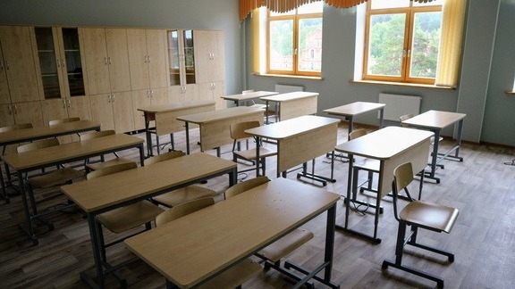 Несколько школ Белгородской области начнут учебный год с удалёнки