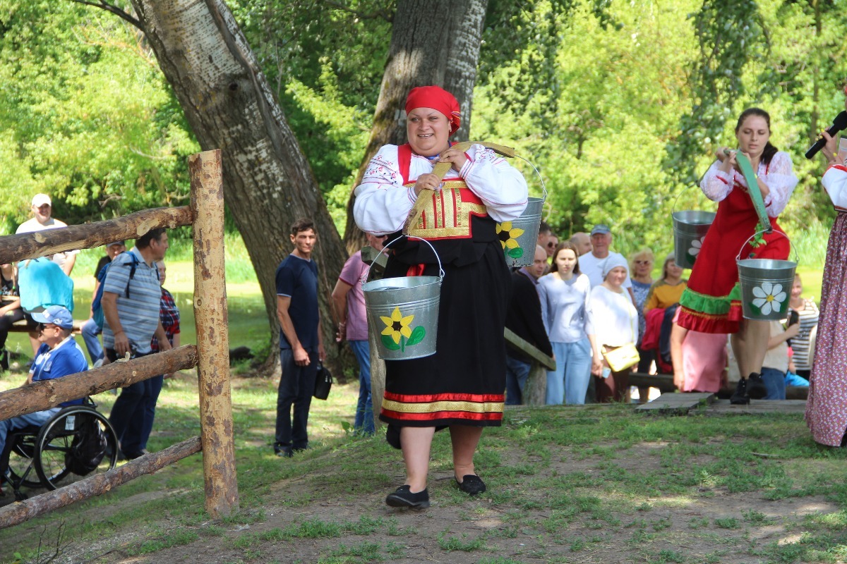 В Белгородской области провели «крестьянский» фестиваль у мельницы Баркова