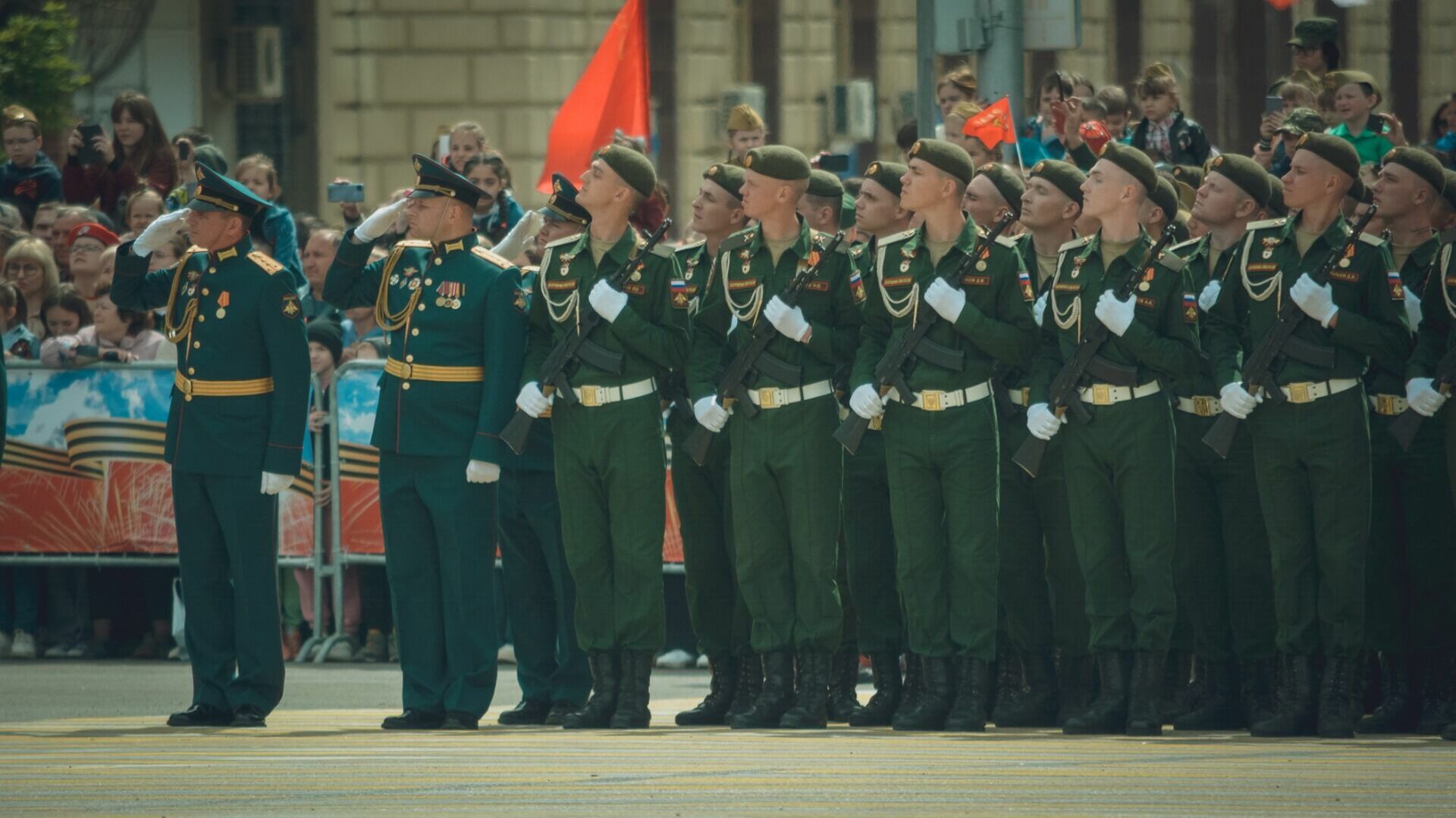 В Курске и Белгороде отменили парад Победы на 9 Мая