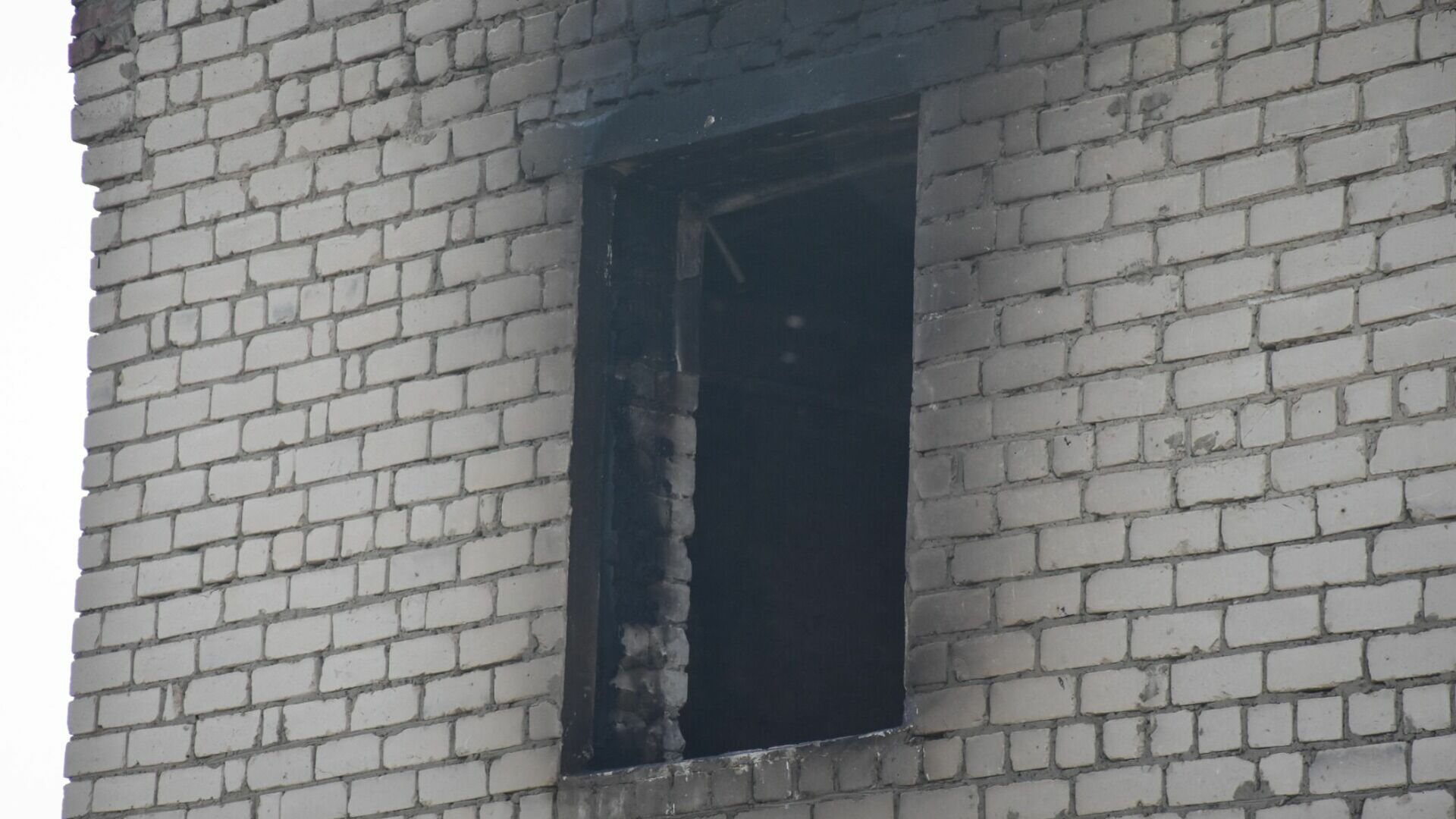 В Белгороде из-за детской шалости с огнём едва не сгорела квартира