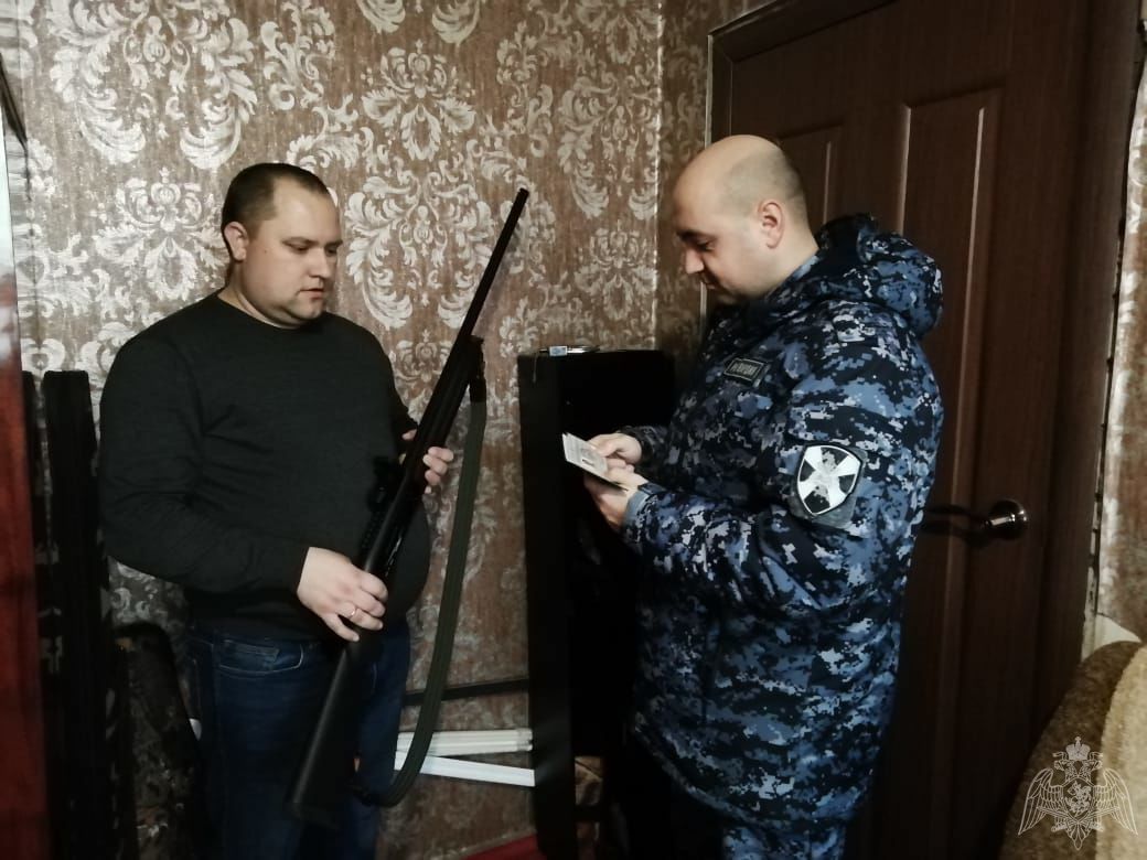 В Белгородской области предложили запретить торговать оружием и патронами в праздники