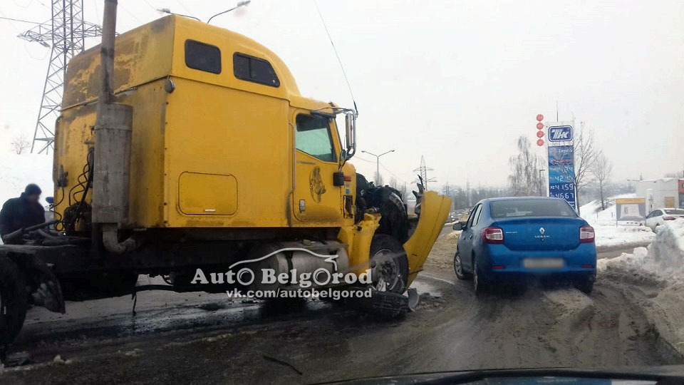 На улице Студенческой в Белгороде в аварию попали семь автомобилей