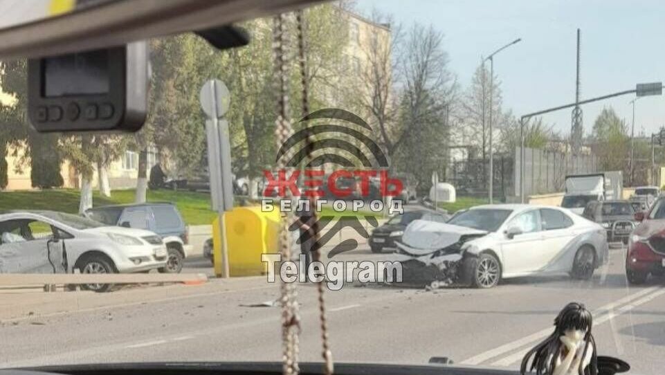 Автомобилистка в Белгороде погибла в опрокинувшемся Opel