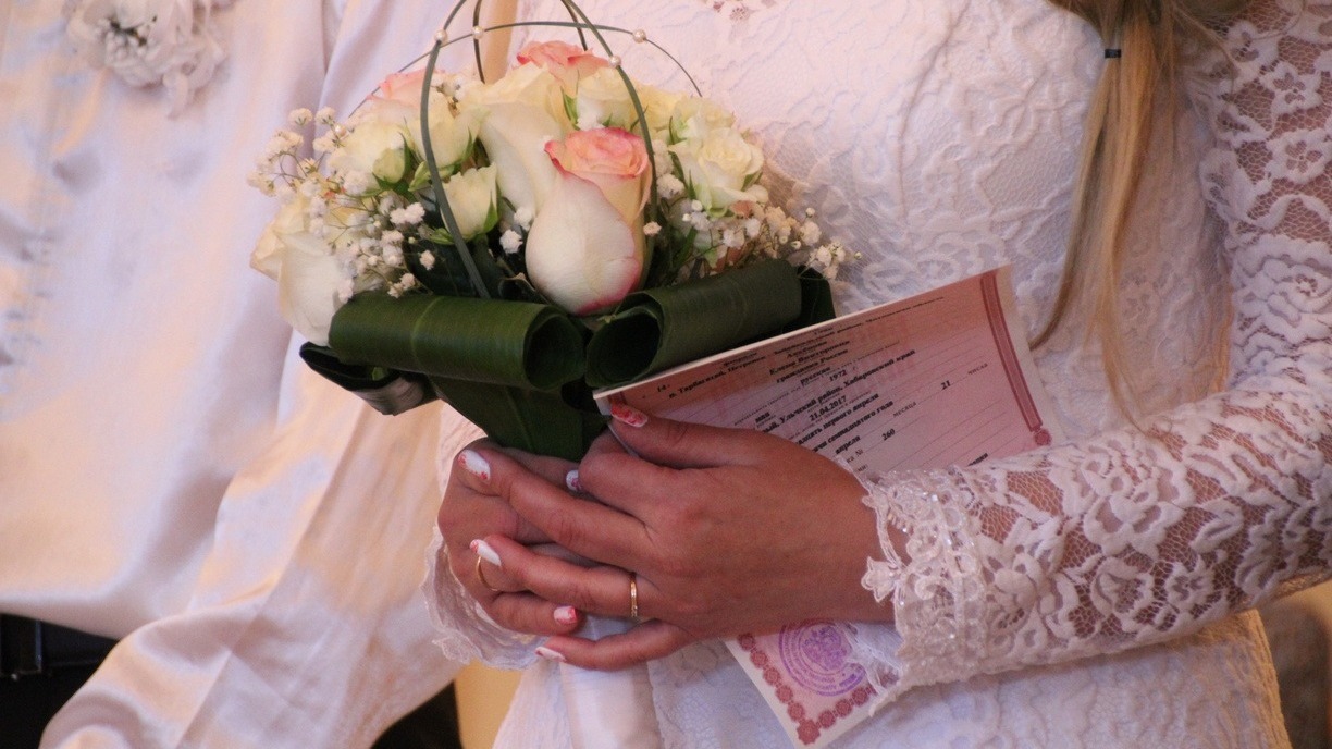 Белгородцы с начала года стали чаще вступать в брак