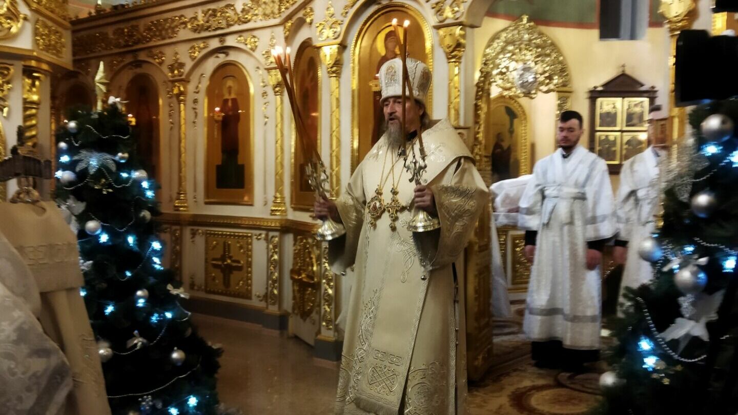Рождественское богослужение митрополит Иоанн провел в Старом Осколе