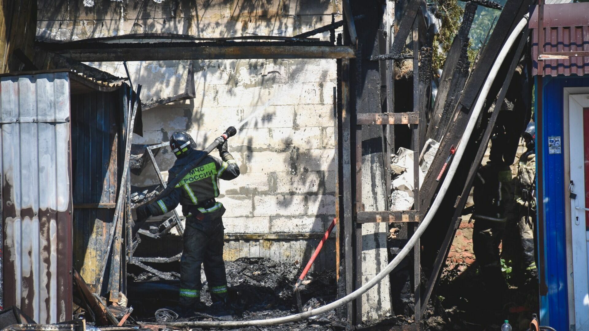 Пять человек погибли при пожаре в Севастополе