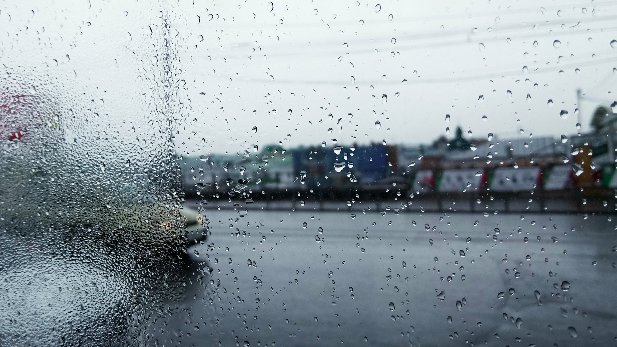 Град, дожди и грозы пройдут в Белгороде в День Победы