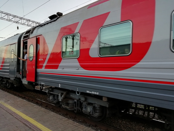 Поезд Белгород – Санкт-Петербург получит дополнительную остановку в Москве