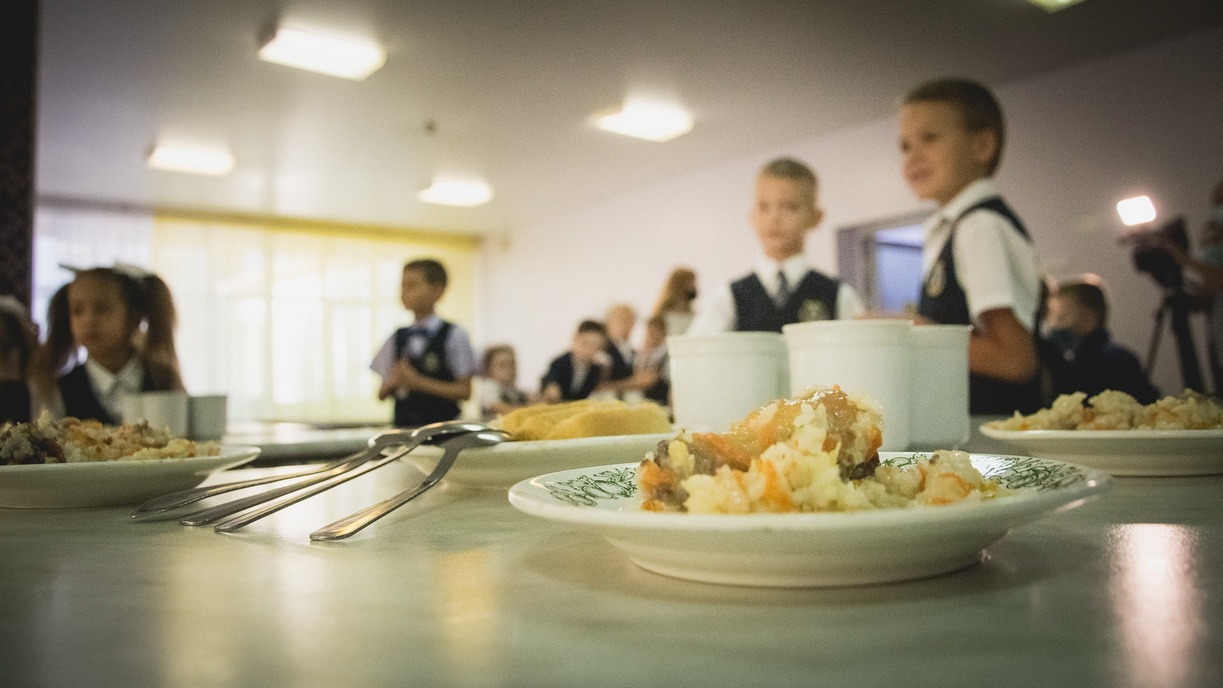 В Белгородской области не планируют повышать плату за питание в школах и детсадах