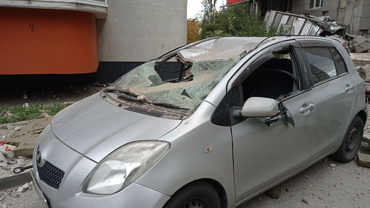 После взрыва в Белгороде пострадал автомобиль. Люди не пострадали