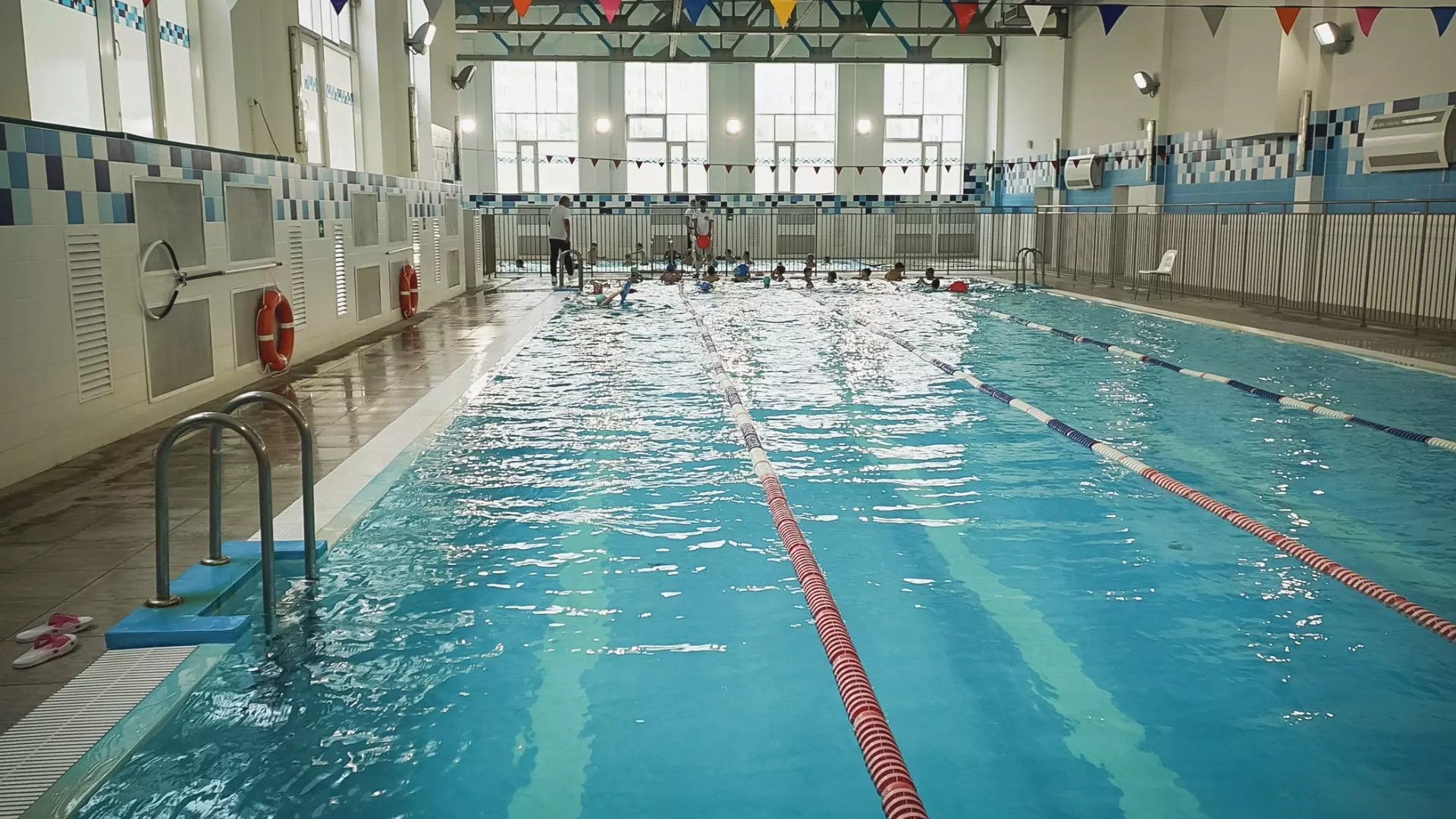 Белгородка высказалась о нехватке бесплатных занятий по плаванию в бассейнах