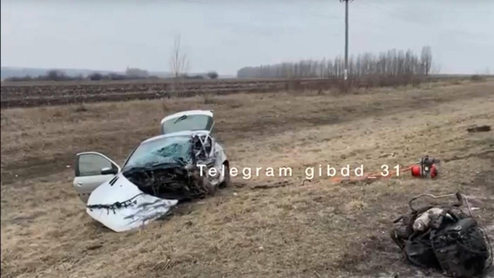 В ДТП с четырьмя авто под Белгородом погибла женщина и пострадал ребёнок