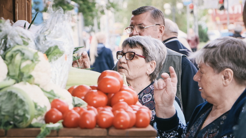 Апельсиновый рай: чиновники изучат, что продают на ярмарках Белгородской области