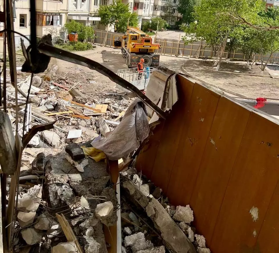 Разрушения в доме на улице Щорса в Белгороде 