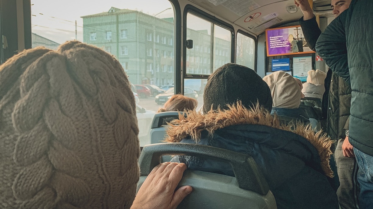 Пассажиры продолжают жаловаться на маршрут автобусов из Белгорода в Строитель