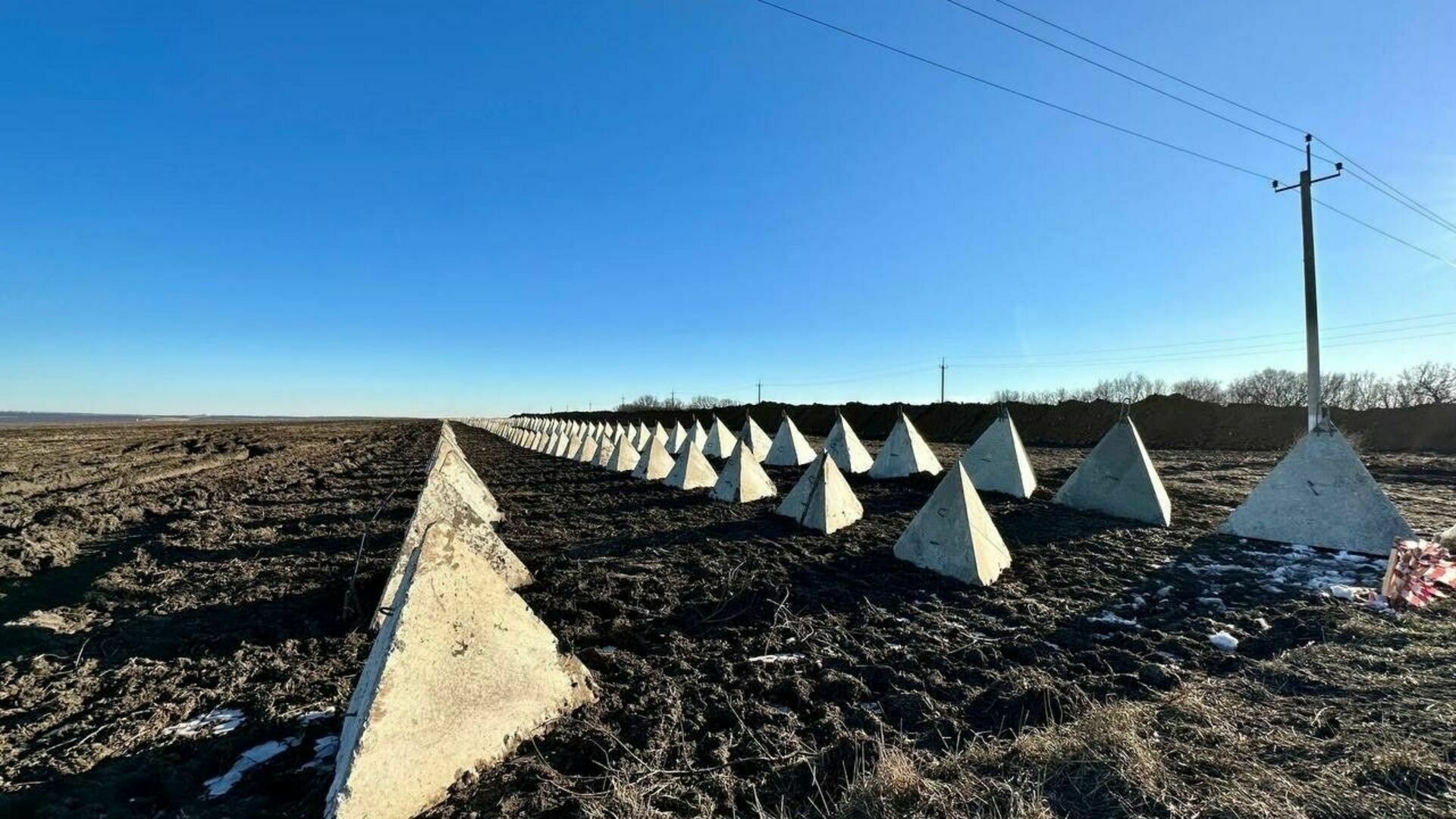 Глава Шебекинского округа рассказал о строительстве «пирамид» на границе