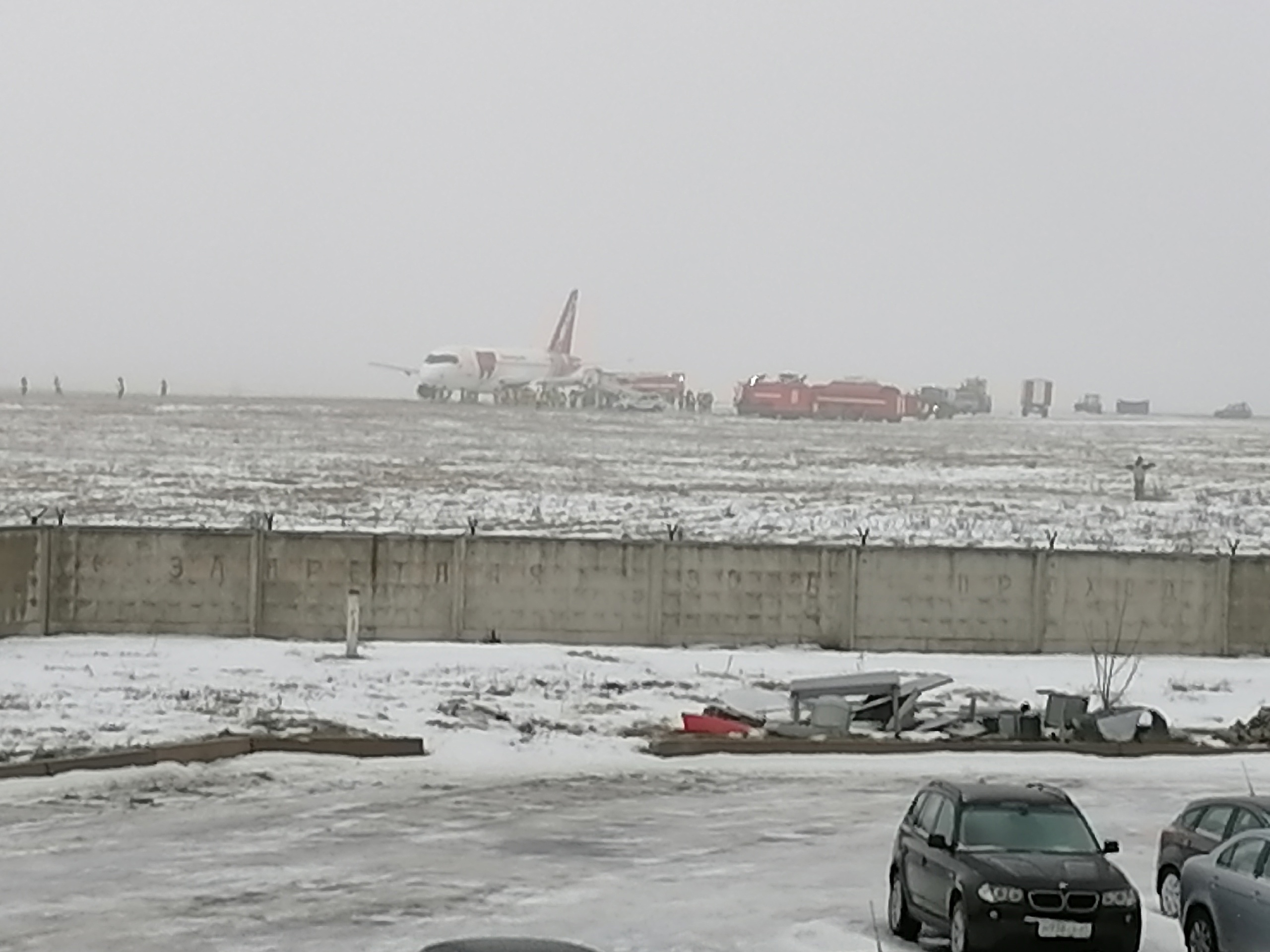 Пассажирка рассказала о тяжёлой посадке самолёта в Белгороде