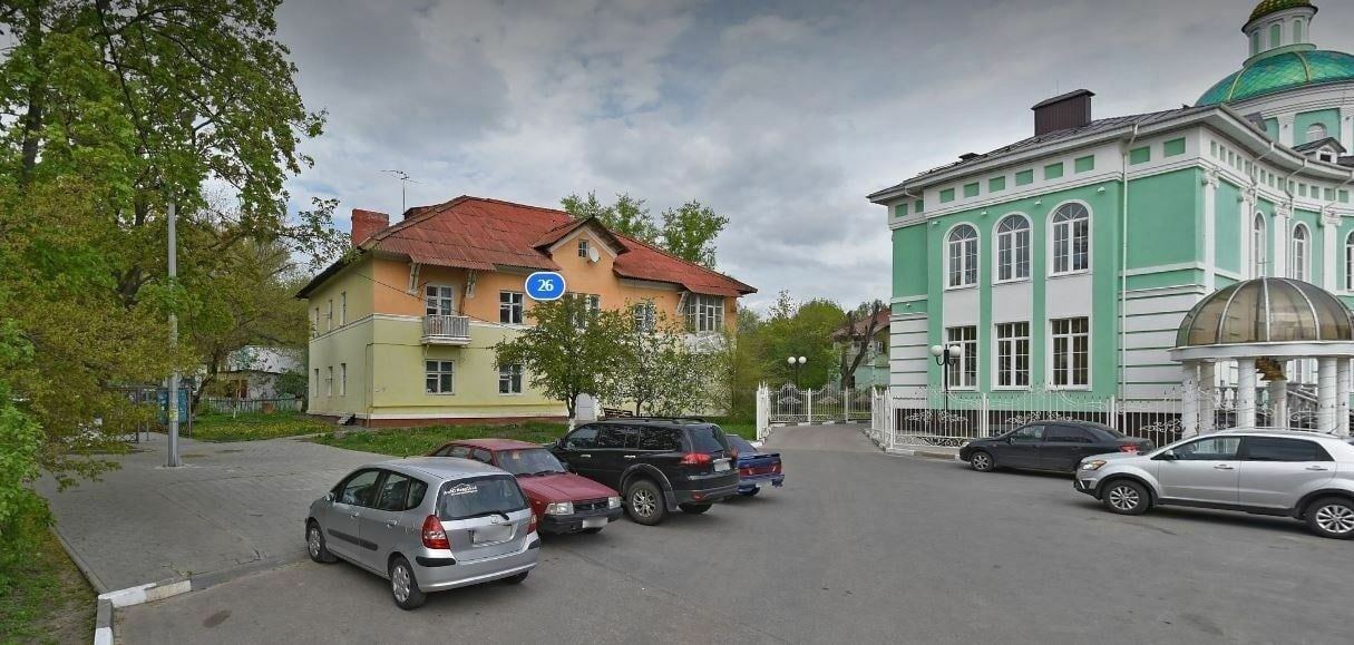 В центре Белгорода снесли старый двухэтажный дом