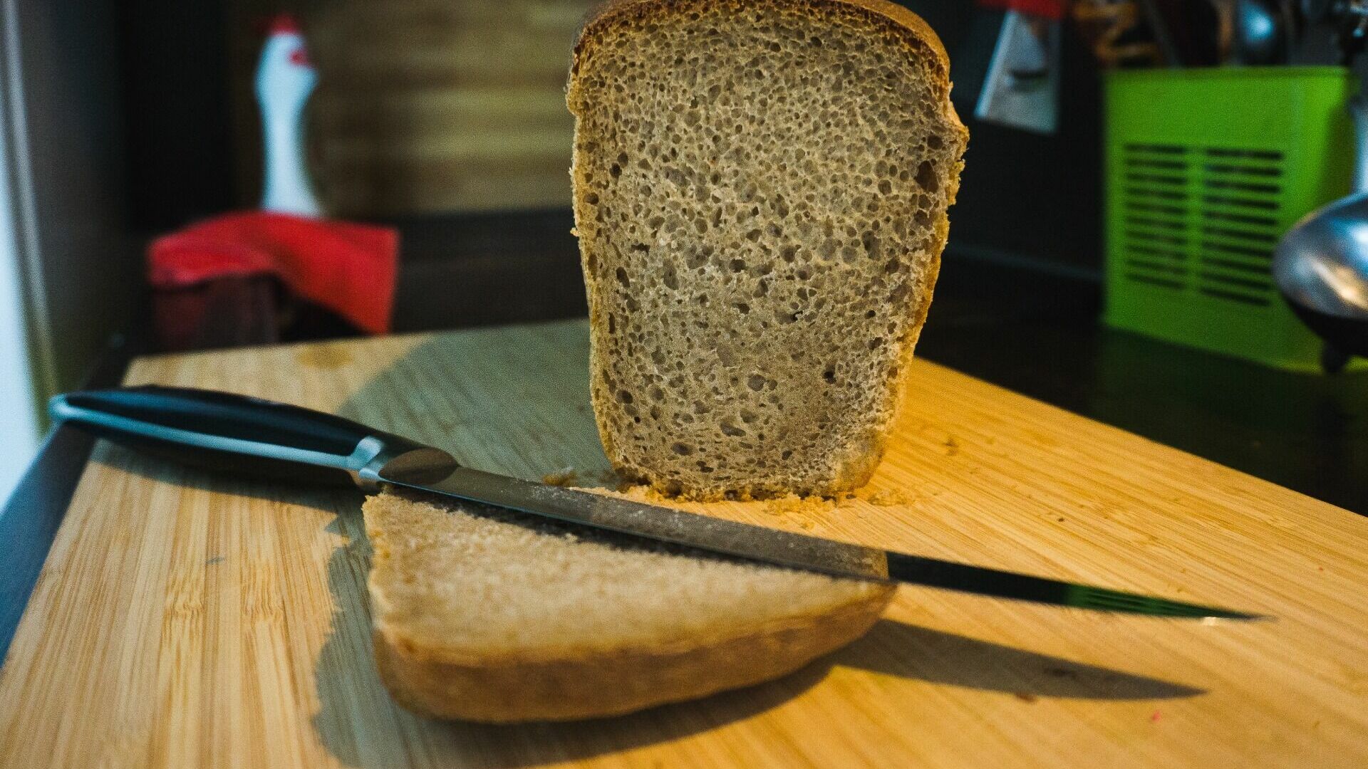 Москвичи хотят от белгородской компании «Ваш хлеб» ещё больше денег за товарный знак